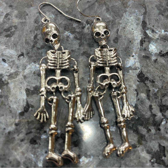 Jewelry - 2/$29 or 3/$39 NWOT Halloween silver tone dangling skeleton earrings